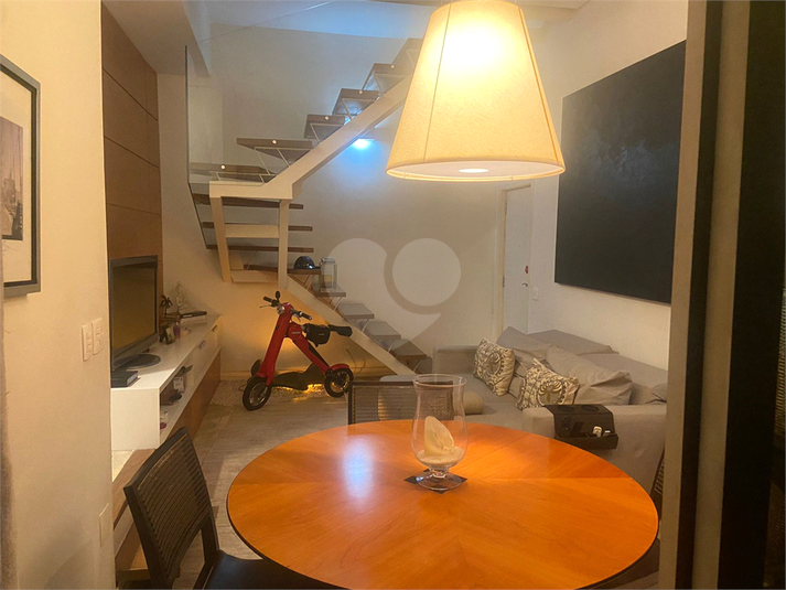 Foto REO310724