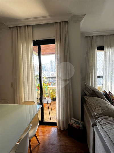 Foto REO310971
