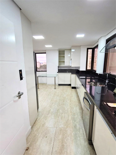 Venda Apartamento São Paulo Sumaré REO312190 27