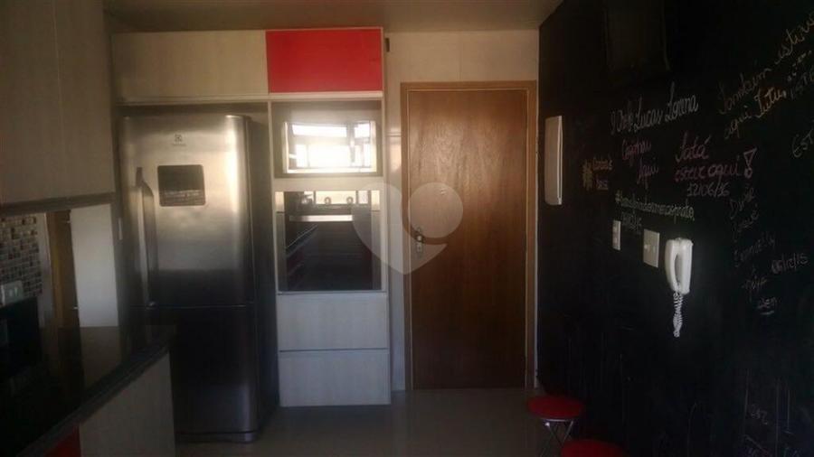 Foto REO312734