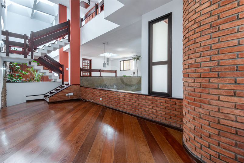 Foto REO312870