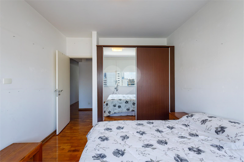 Foto REO313696