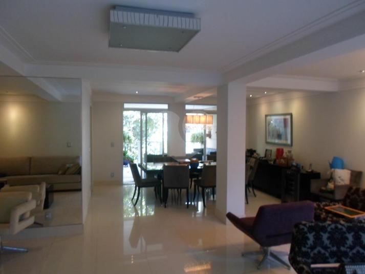 Foto REO315131