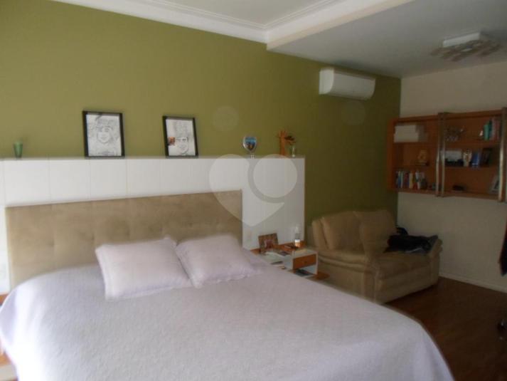 Foto REO315131