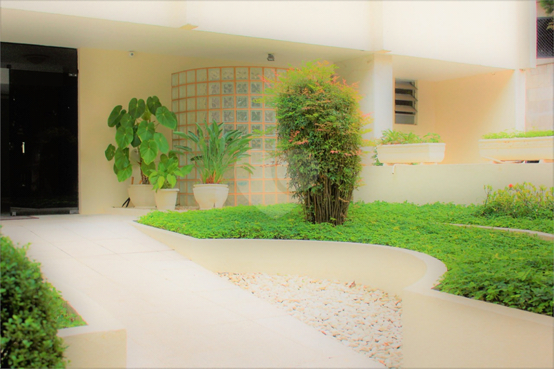 Foto REO315230