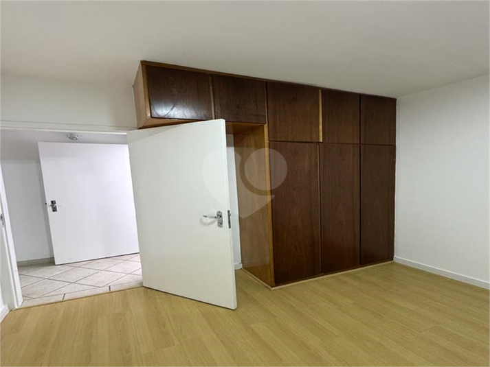 Foto REO317939