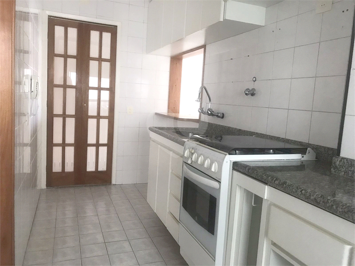 Foto REO318449
