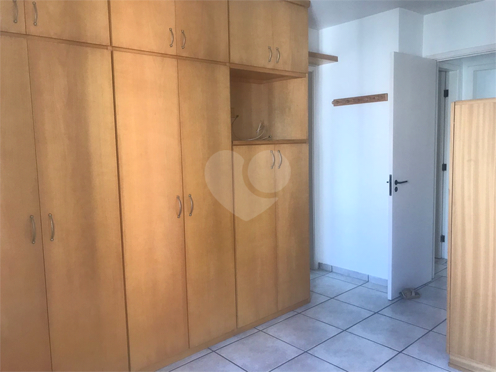 Foto REO318449