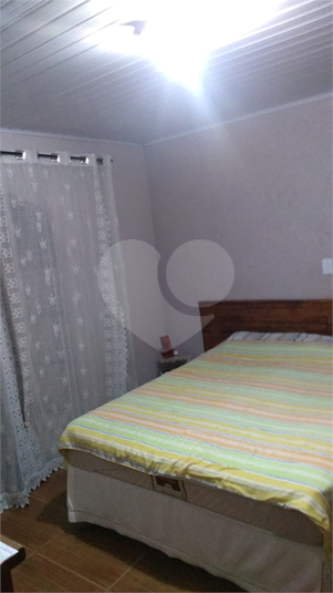 Foto REO318840