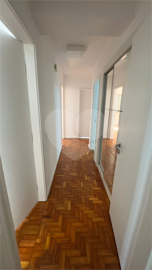 Foto REO320295