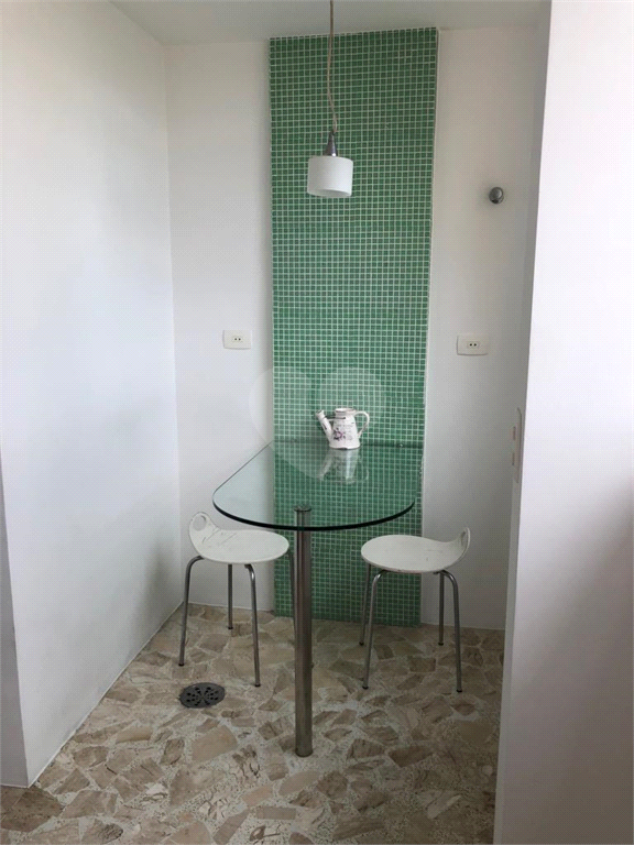 Venda Apartamento São Paulo Santa Cecília REO321206 10