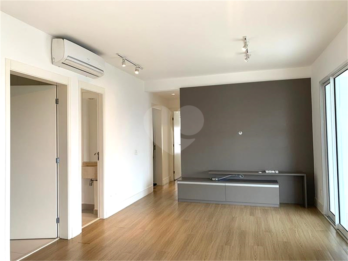 Aluguel Apartamento São Paulo Vila Anastácio REO321255 3