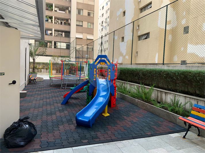 Foto REO322120