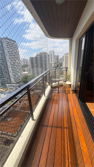 Foto REO322776