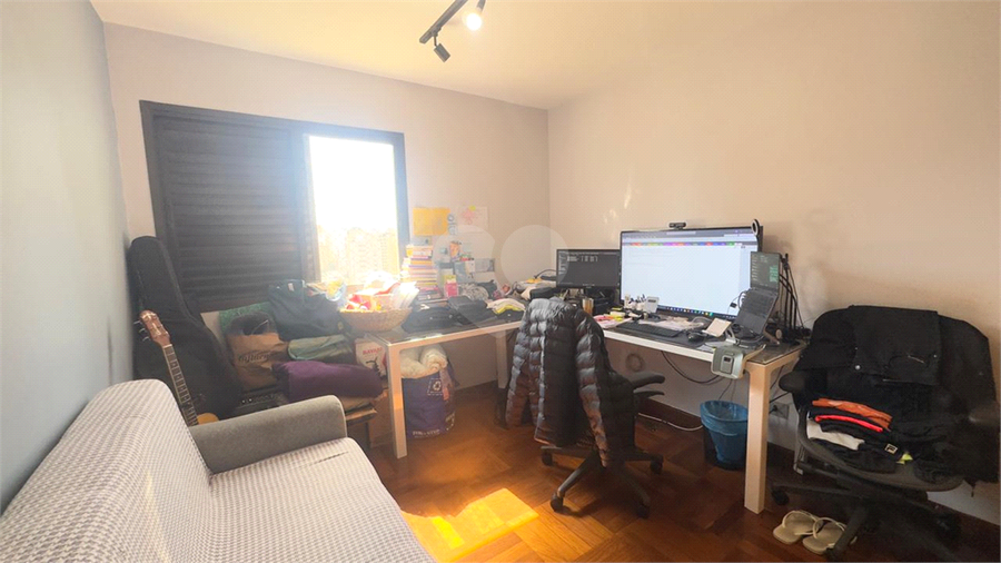 Foto REO322776