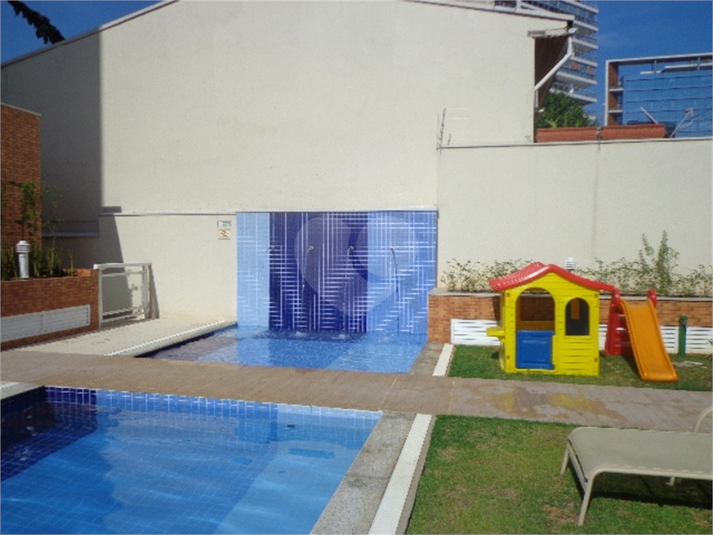 Foto REO324043