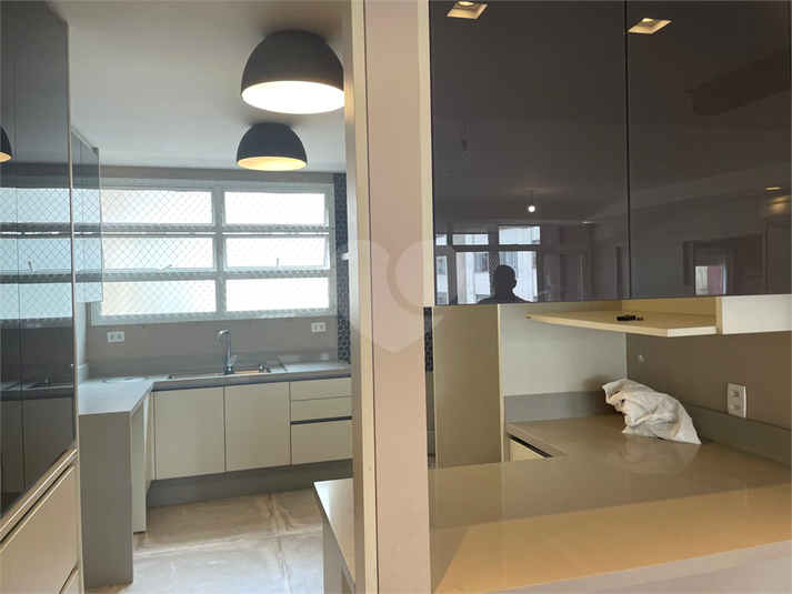 Venda Apartamento São Paulo Consolação REO324897 31