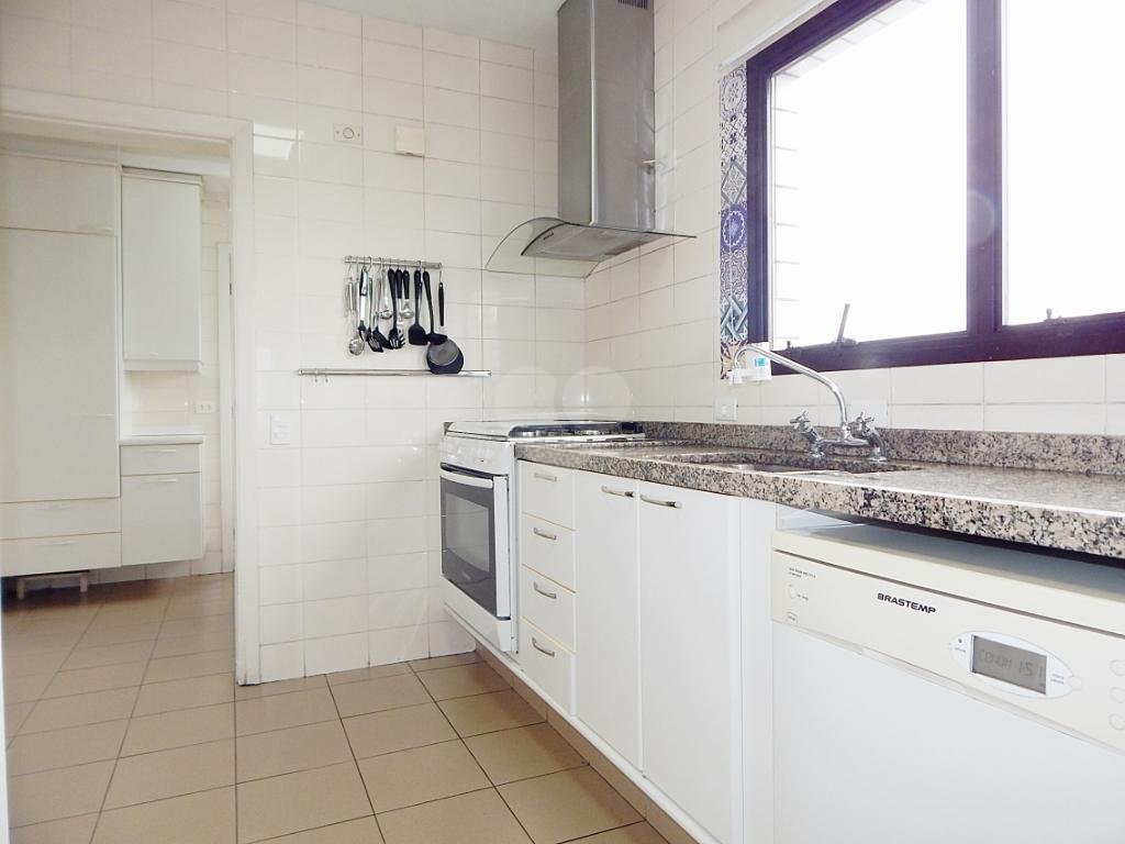 Venda Apartamento São Paulo Moema REO324899 43