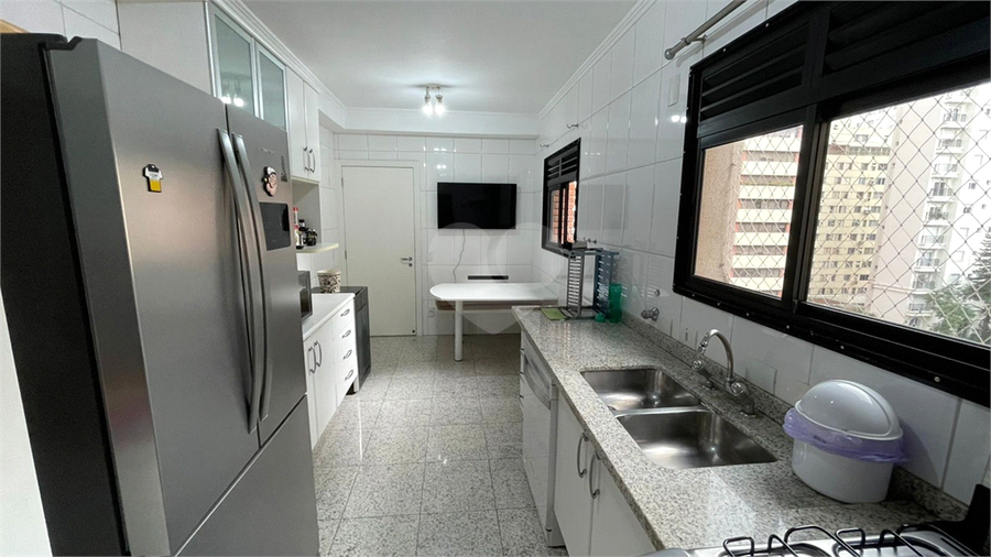 Foto REO325409