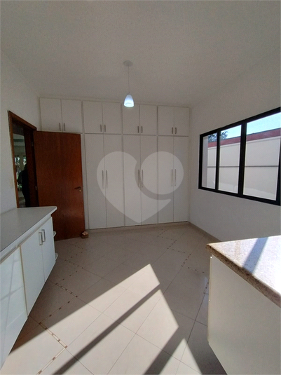 Foto REO328309