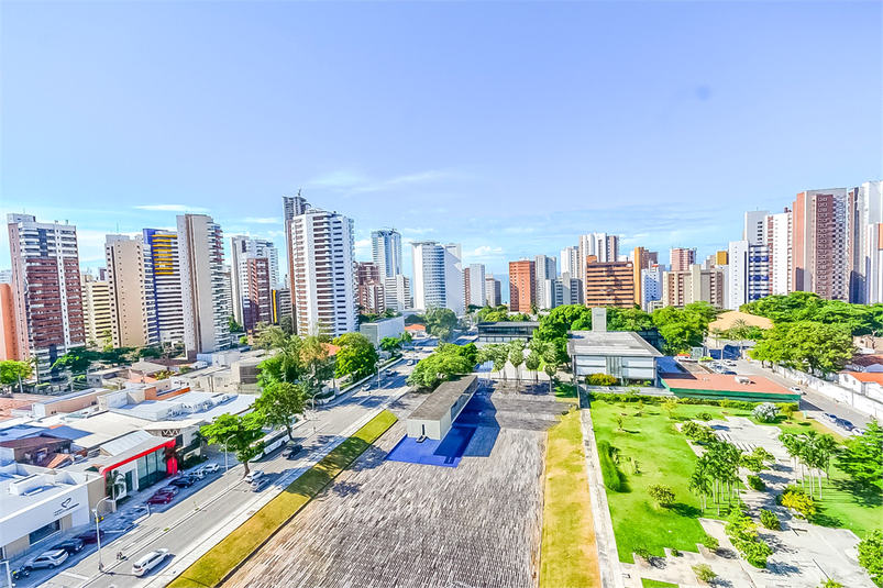 Foto REO329016