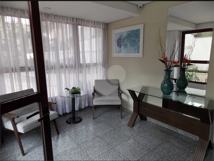 Foto REO330016