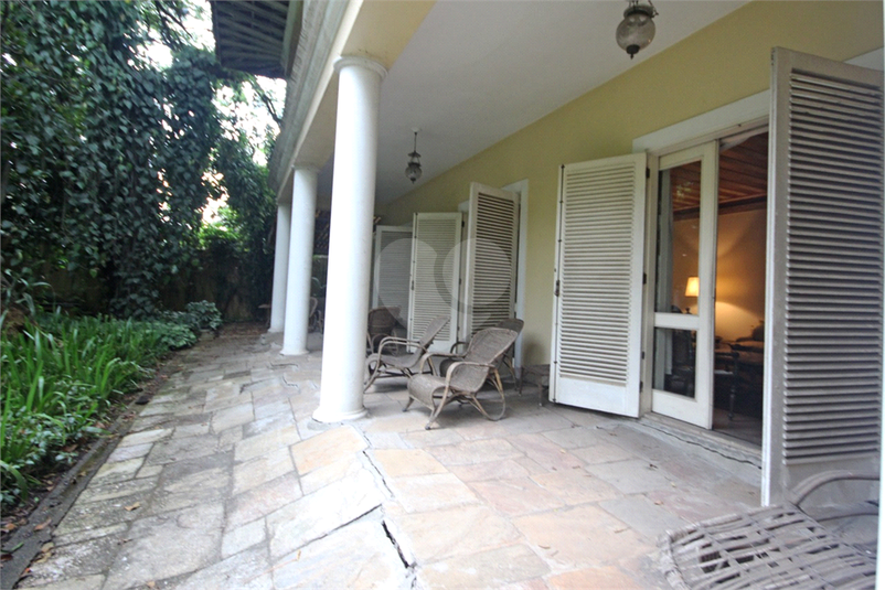Foto REO330342