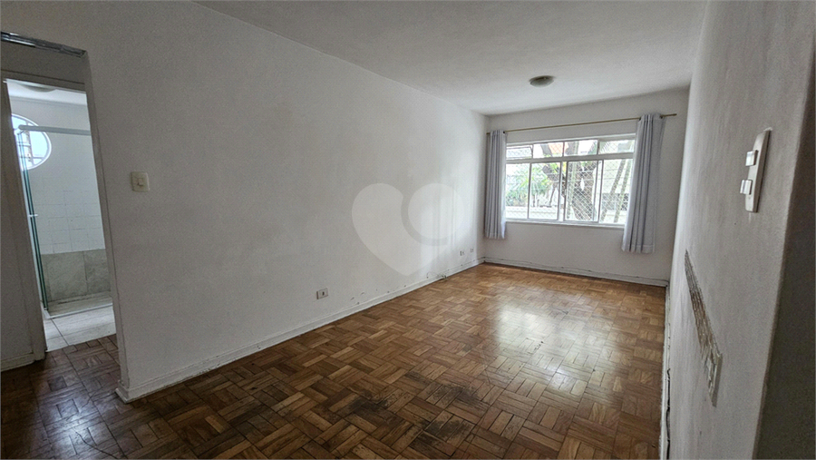 Foto REO33070