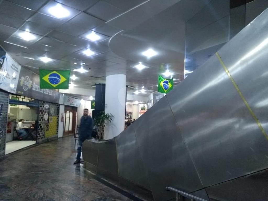 Venda Salas São Paulo República REO331385 23