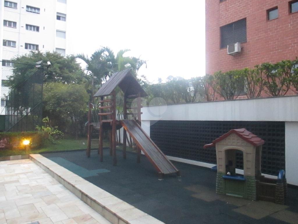 Venda Apartamento São Paulo Real Parque REO331509 18