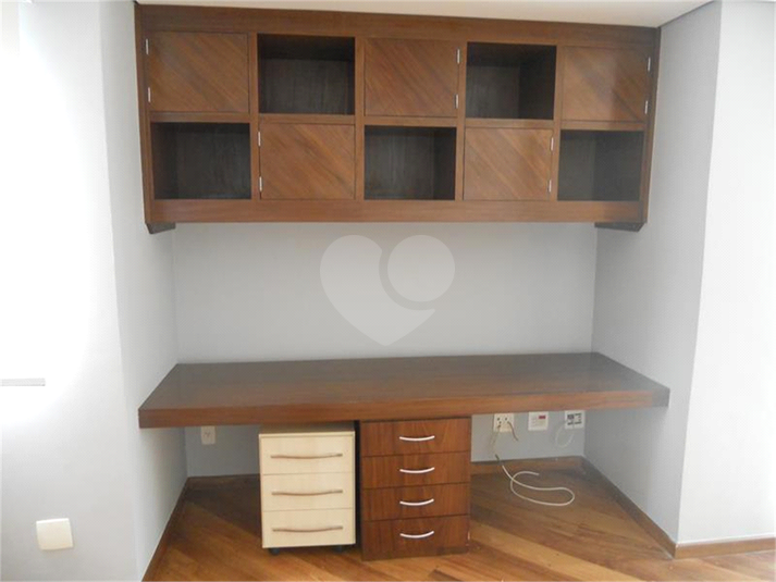 Foto REO331764