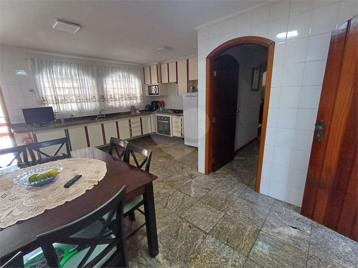 Foto REO331853