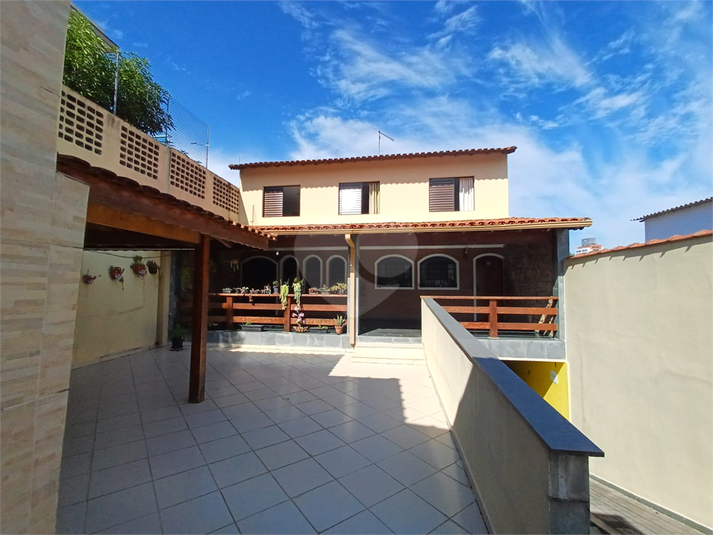 Foto REO331853