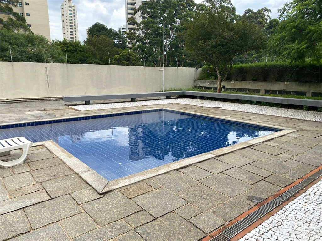 Venda Apartamento São Paulo Morumbi REO333786 29