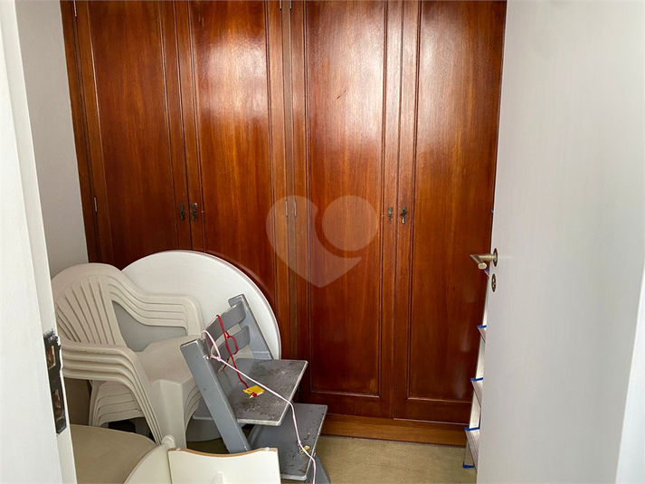 Foto REO333790