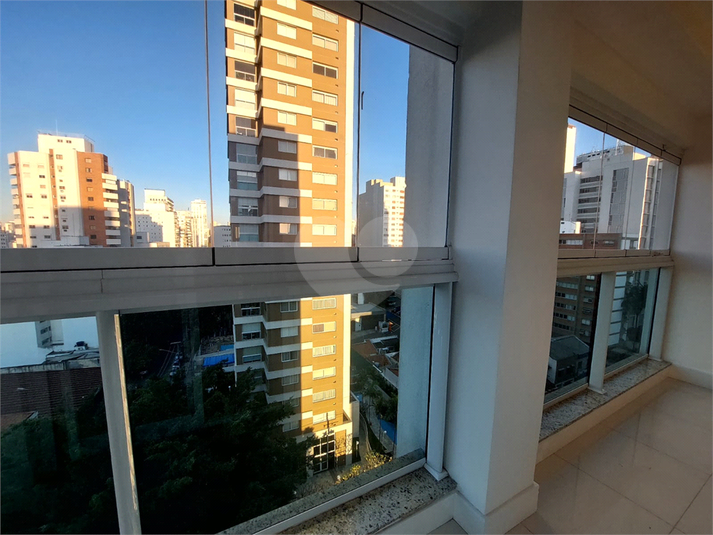 Foto REO334766