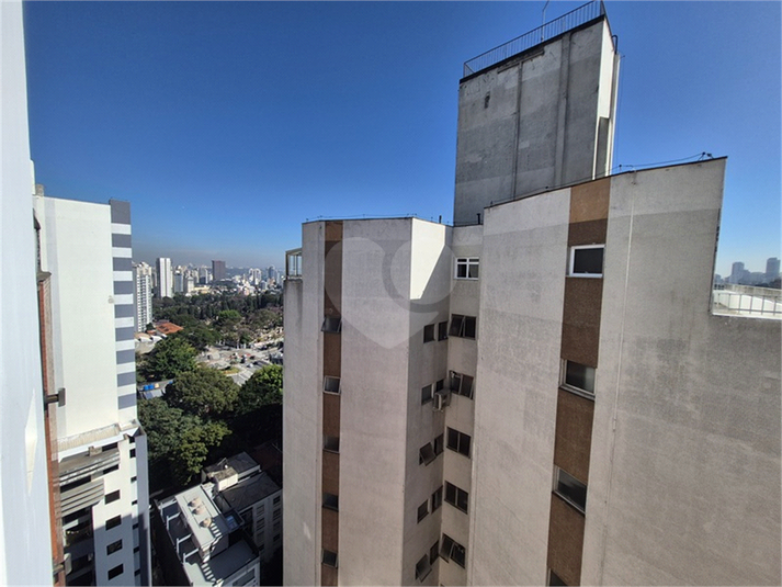 Foto REO335138