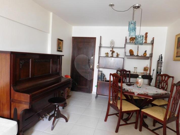 Foto REO335191