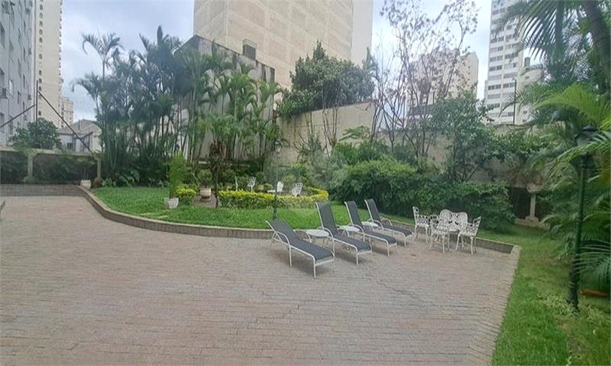 Foto REO335330