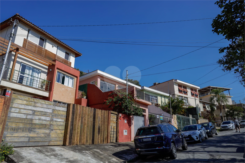 Foto REO335690