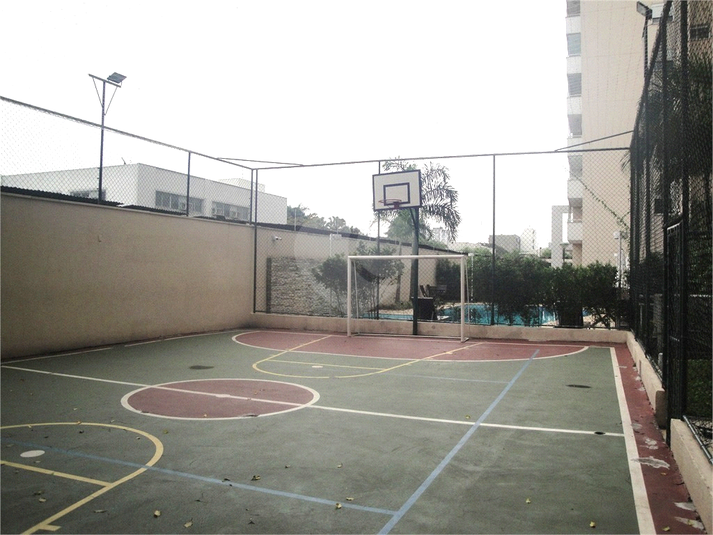 Foto REO335751