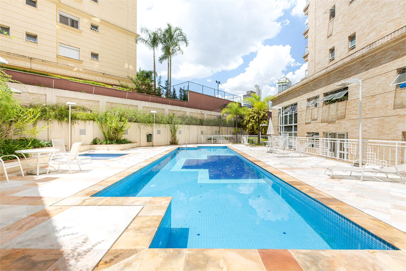 Venda Apartamento São Paulo Pacaembu REO336643 34