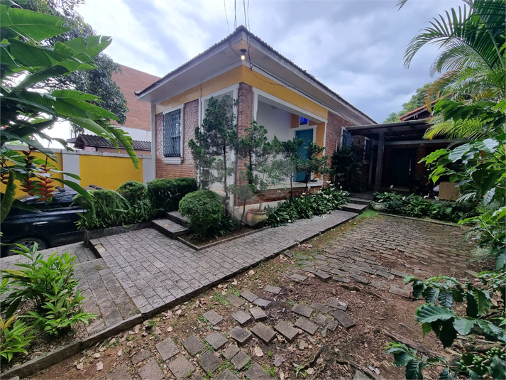 Venda Casa São Paulo Sumarezinho REO338119 24