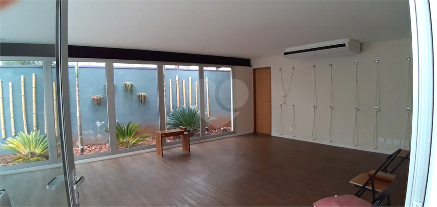 Foto REO339600
