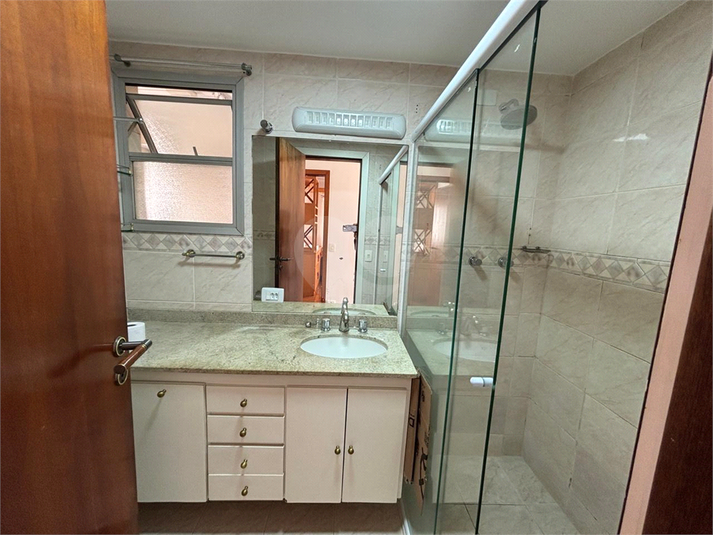 Foto REO341902
