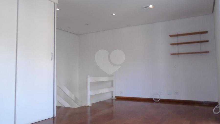 Foto REO341914