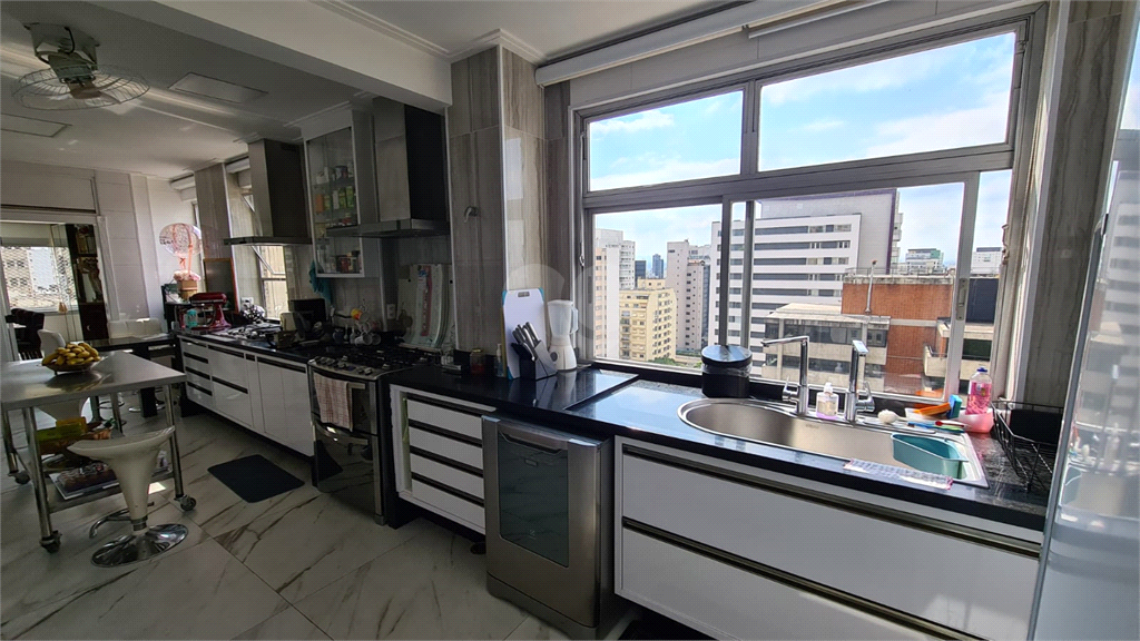 Venda Apartamento São Paulo Cerqueira César REO345417 31