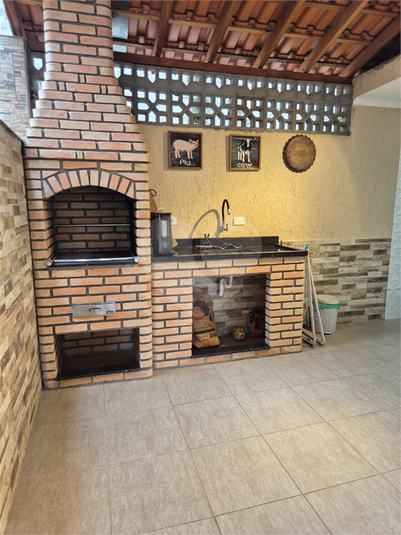 Foto REO347082
