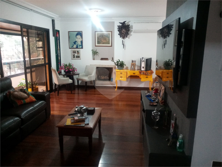 Foto REO348895