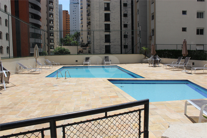 Venda Apartamento São Paulo Moema REO349221 23